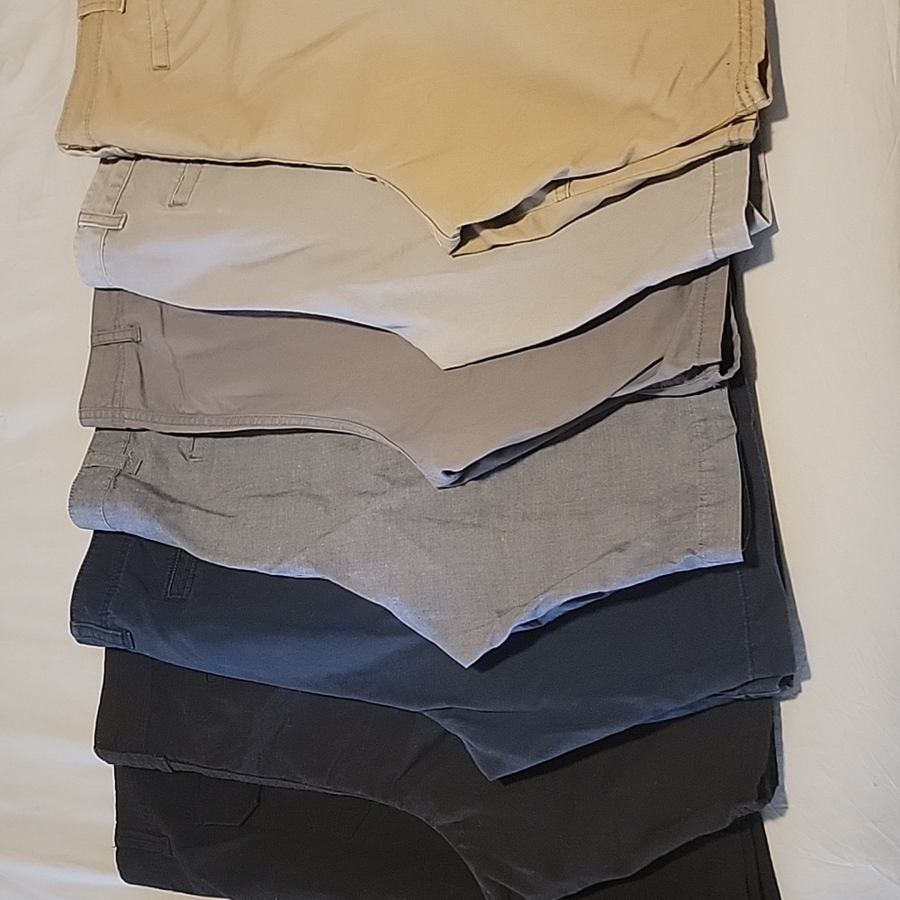 Bundle of mens shorts